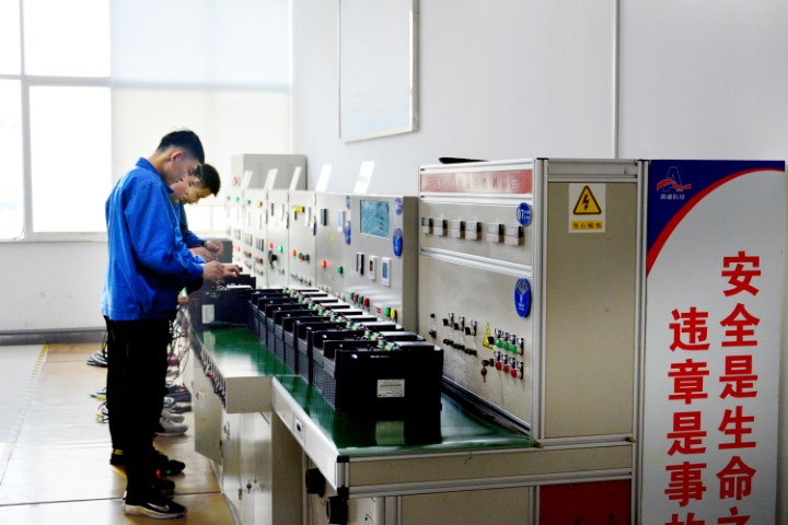 變頻器廠家 | 對于損壞的變頻器，維修和重 ...
